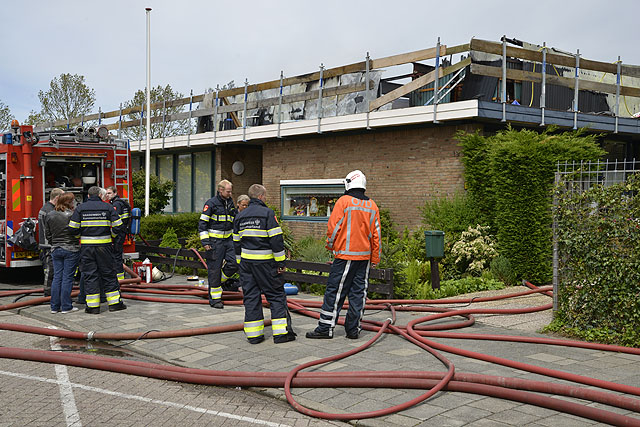 2013/128/GB 20130515 025 Zeer grote brand Werf Rijsenhout .jpg